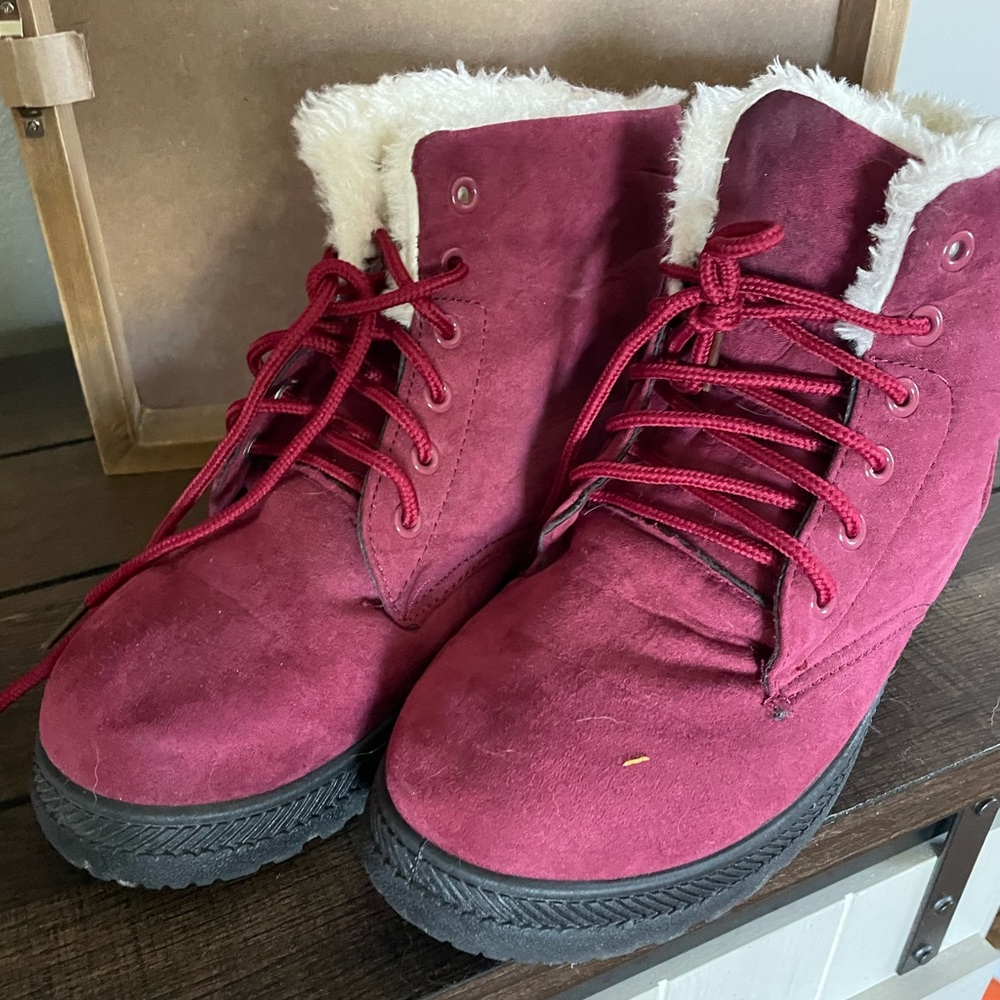 Burgandy EOS Ankle Boots Size 9 1/2 - 10